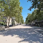 Eiffel Tower - Quiet, Charming Apartment - 2 Prs